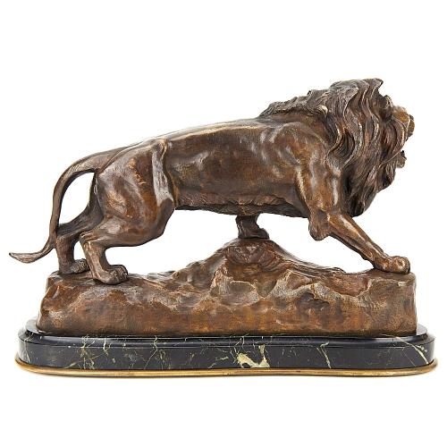 Скульптура «Лев»