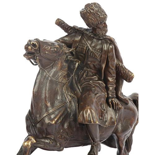 Скульптура «Линейный казак». Напс
