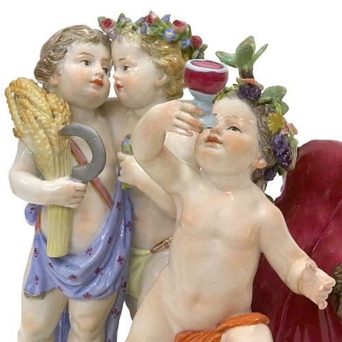 Скульптурная композиция "Аллегория "Времена года"